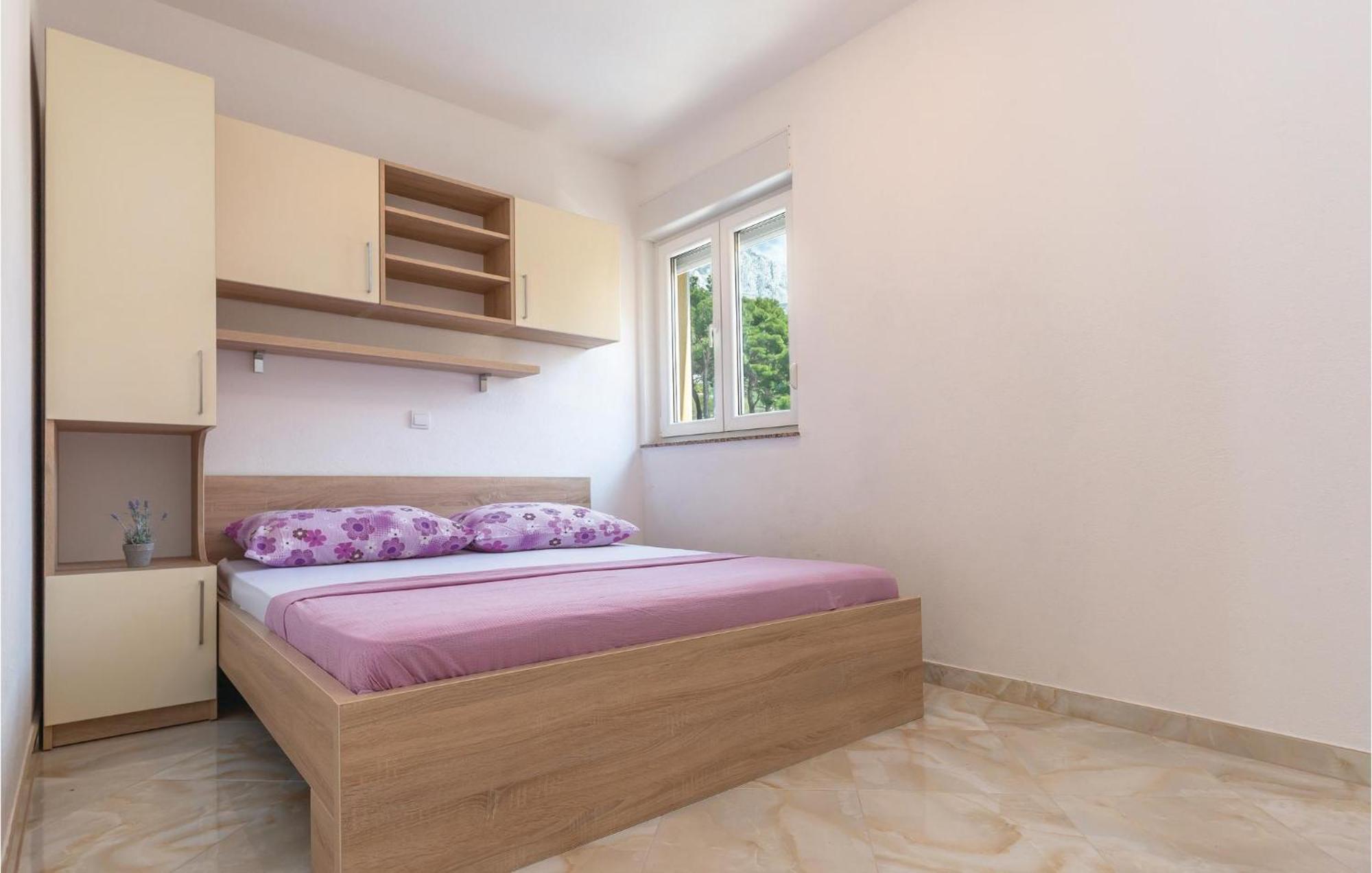 Awesome Apartment In Krvavica With Kitchen Экстерьер фото